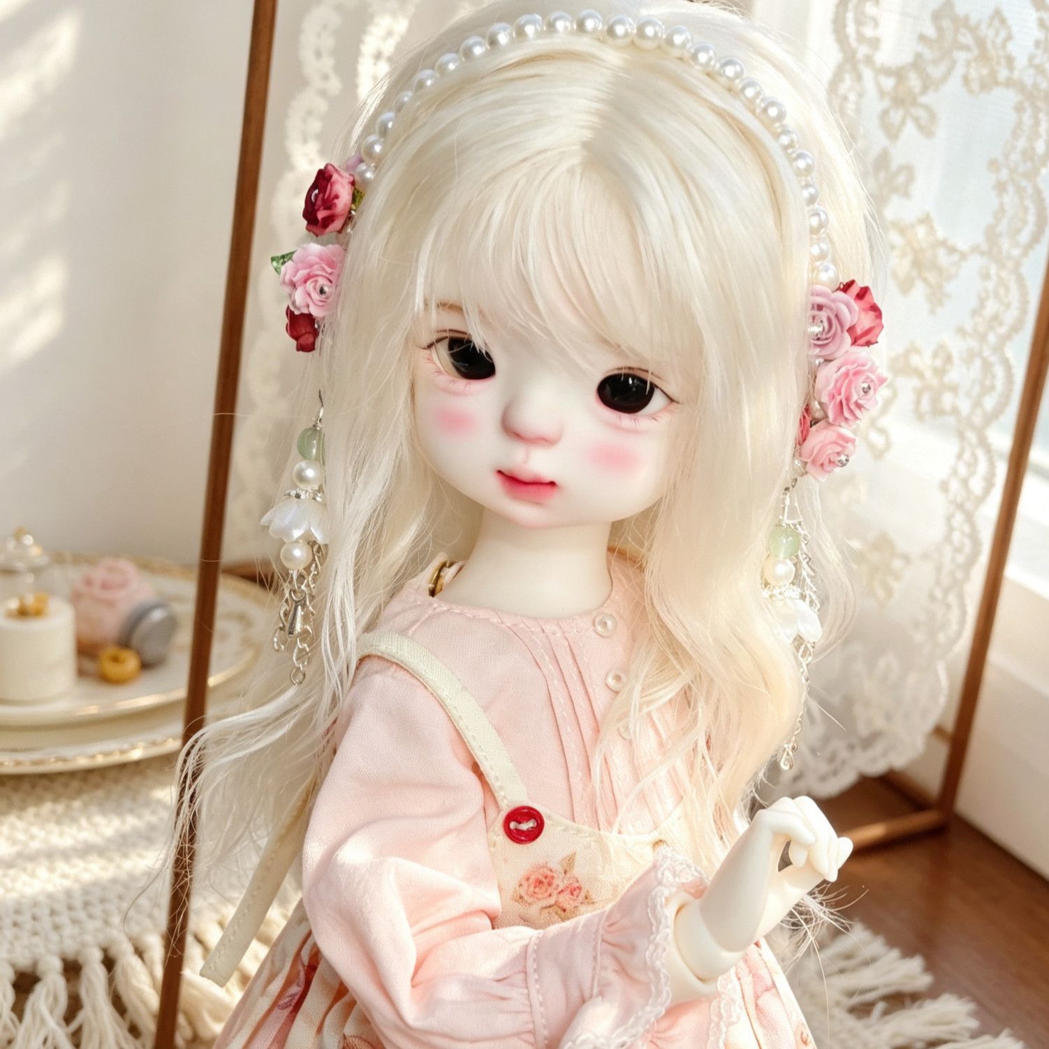 Tiara de Boneca com Flores de  - Vintage Collectible Accessories avaliação e preço