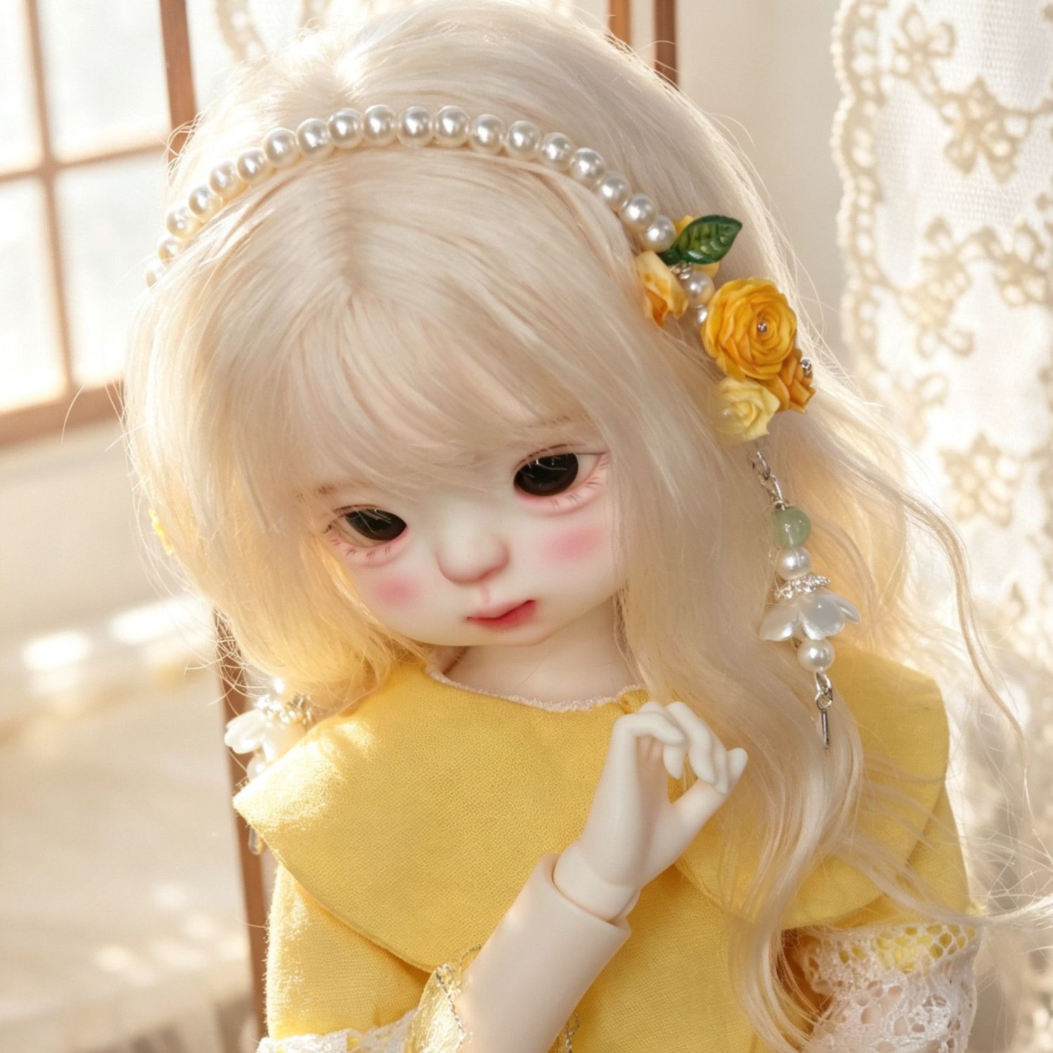 Tiara de Boneca com Flores de  - Vintage Collectible Accessories avaliação e preço