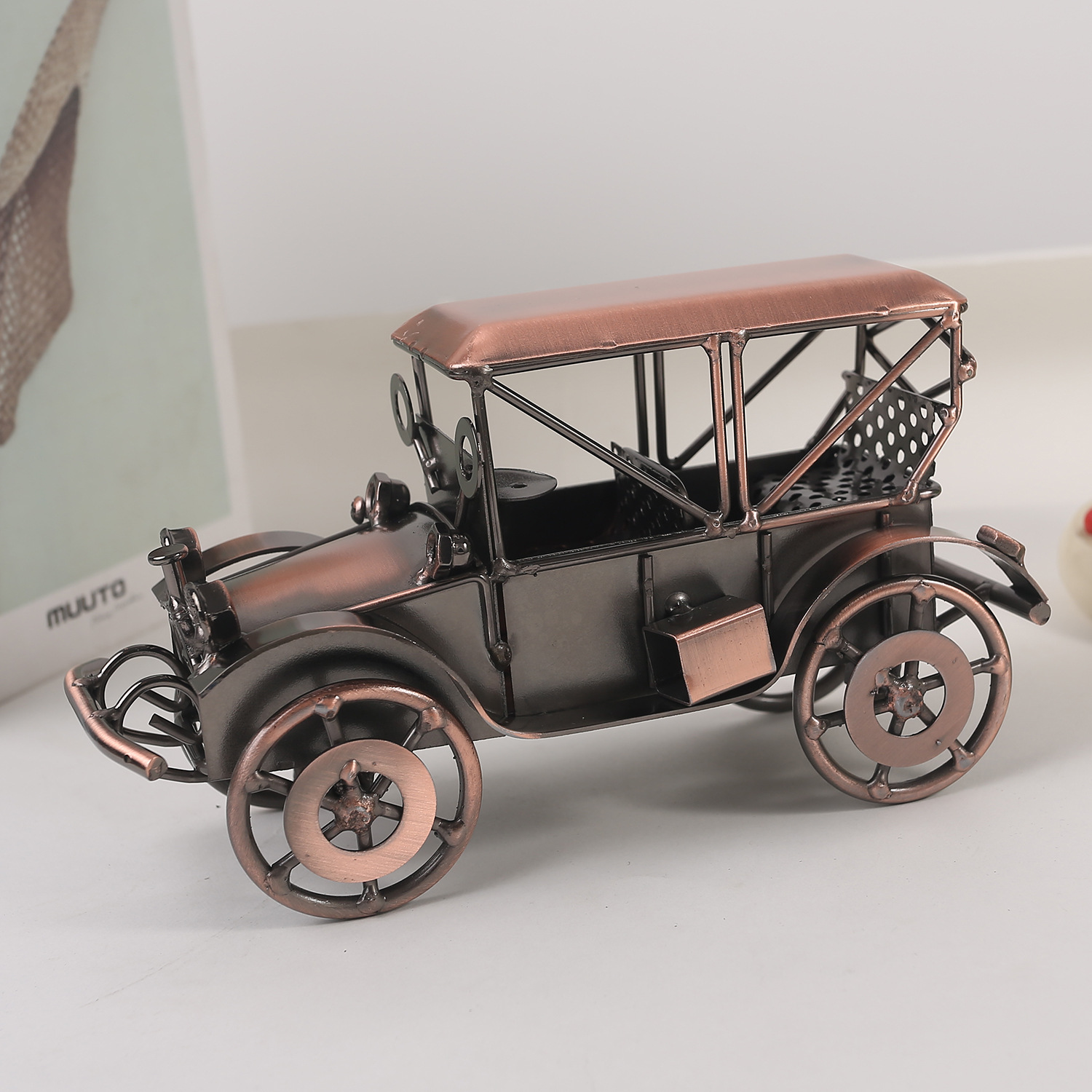Modelo de Carro Antigo em Liga - Vintage Collectible Cars avaliação e preço