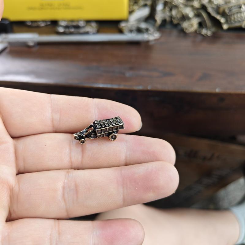 【HG】Caminhão Miniatura de Ferr - Vintage Collectible Trucks avaliação e preço